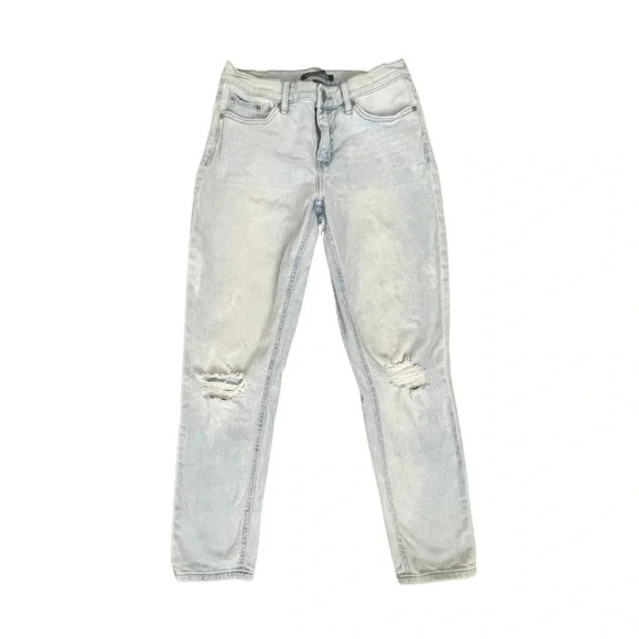 Calvin Klein Jeans Denim - Calvin Klein Mid Rise Slim Boyfriend Jeans Light Wash Size 27